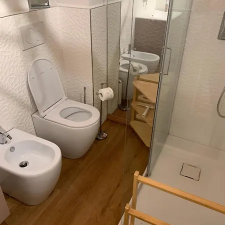 Palazzo Sonnino Honey Apartman *